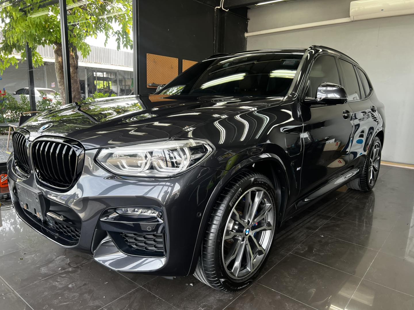 ผลงานเคลือบเซรามิคกราฟีน รังสิต ปทุมธานี